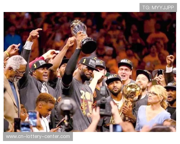 女篮世锦赛激烈对决 各国强队争锋夺冠之路分析与前景展望